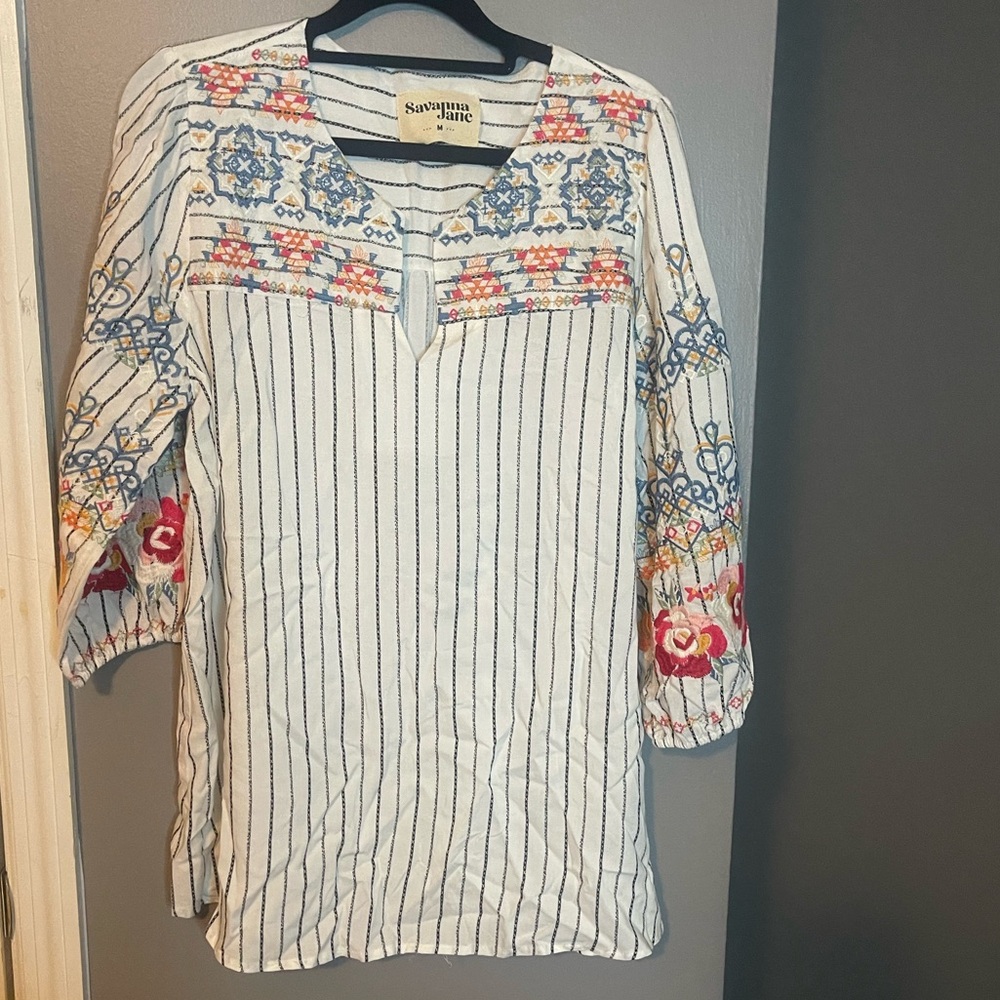 Savanna Jane Women's Embroidered Blouse - White, Blue, and Red